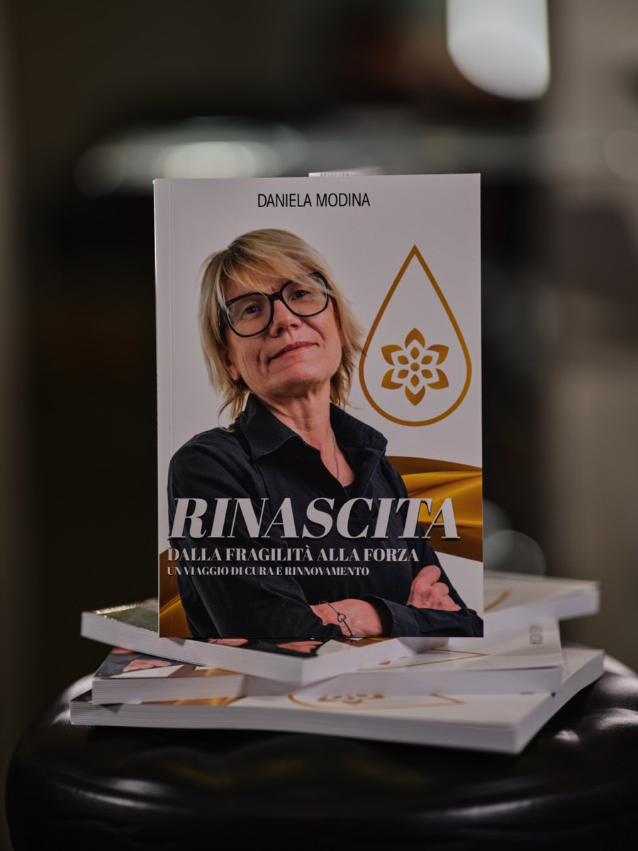 Copertina del libro Rinascita di Daniela Modina
